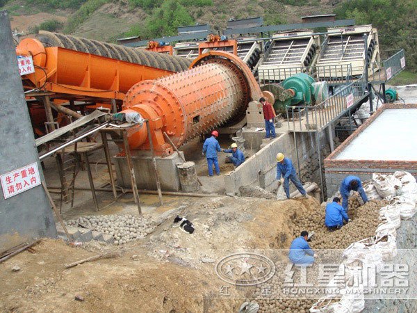 間歇球磨機(jī)案例現(xiàn)場(chǎng)安裝圖 間歇球磨機(jī)案例現(xiàn)場(chǎng)安裝圖