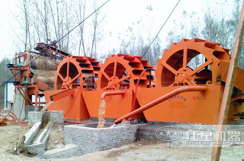 時產100噸沙子洗砂機工作現場 時產100噸沙子洗砂機工作現場