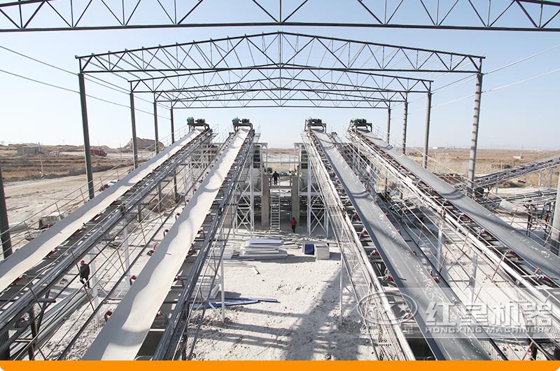 帶式輸送機(jī) 帶式輸送機(jī)