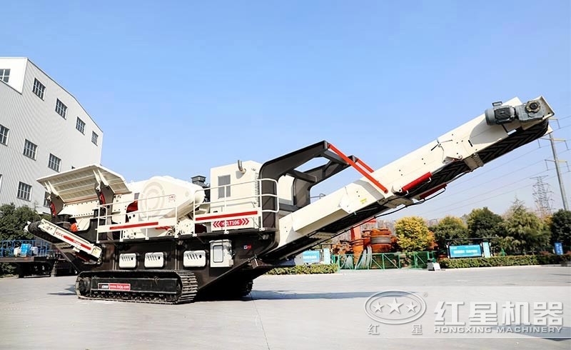 液壓驅(qū)動履帶式移動破碎站:配顎破機 液壓驅(qū)動履帶式移動破碎站:配顎破機