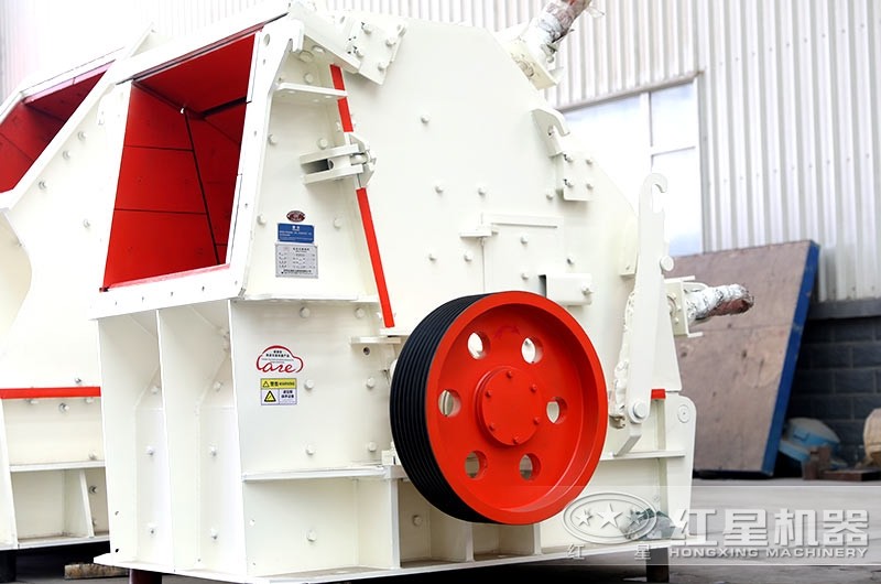 德版反擊破碎機(jī),板錘鎖緊系統(tǒng),襯板內(nèi)部可替換 德版反擊破碎機(jī),板錘鎖緊系統(tǒng),襯板內(nèi)部可替換