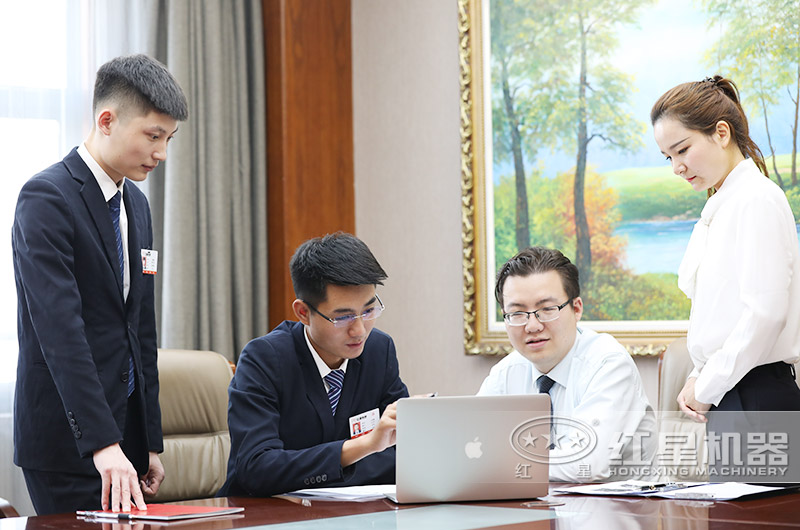 專業人員，為用戶量身設計生產線