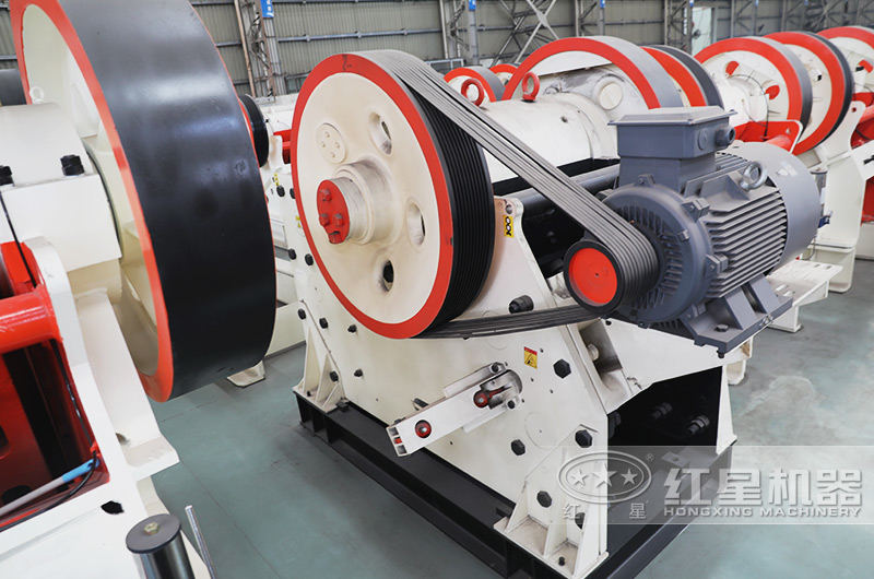 鄂式破碎機(jī):破碎比大 鄂式破碎機(jī):破碎比大