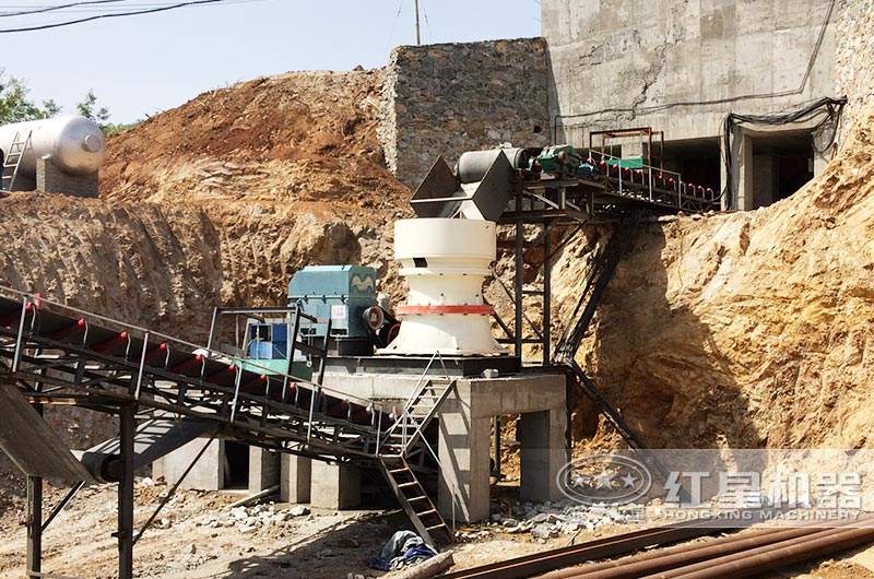 固定式萬(wàn)噸砂石生產(chǎn)線現(xiàn)場(chǎng) 固定式萬(wàn)噸砂石生產(chǎn)線現(xiàn)場(chǎng)