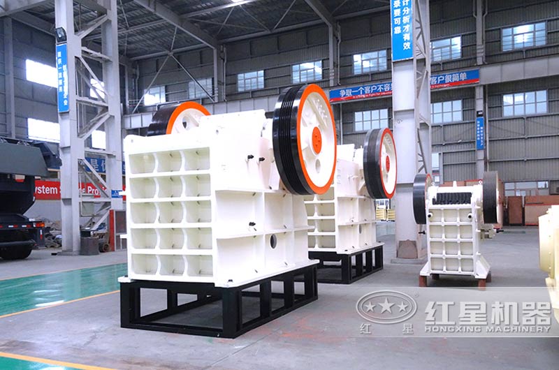 大型破碎石子機(jī):鄂式破碎(超強(qiáng)力度出料好) 大型破碎石子機(jī):鄂式破碎(超強(qiáng)力度出料好)