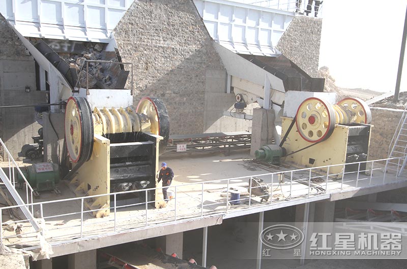 大型磕石機生產現場圖片 大型磕石機生產現場圖片