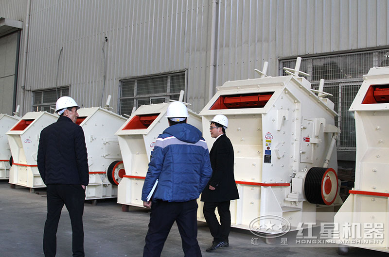 客戶到設(shè)備生產(chǎn)車間實(shí)地考察 客戶到設(shè)備生產(chǎn)車間實(shí)地考察