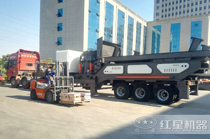 移動碎石機械設備發貨 移動碎石機械設備發貨