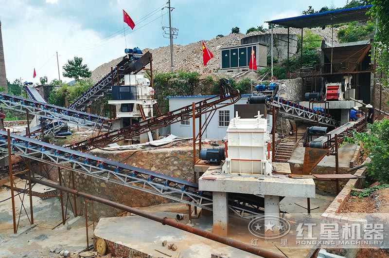 水洗砂生產(chǎn)現(xiàn)場(破碎+制砂+洗砂) 水洗砂生產(chǎn)現(xiàn)場(破碎+制砂+洗砂)