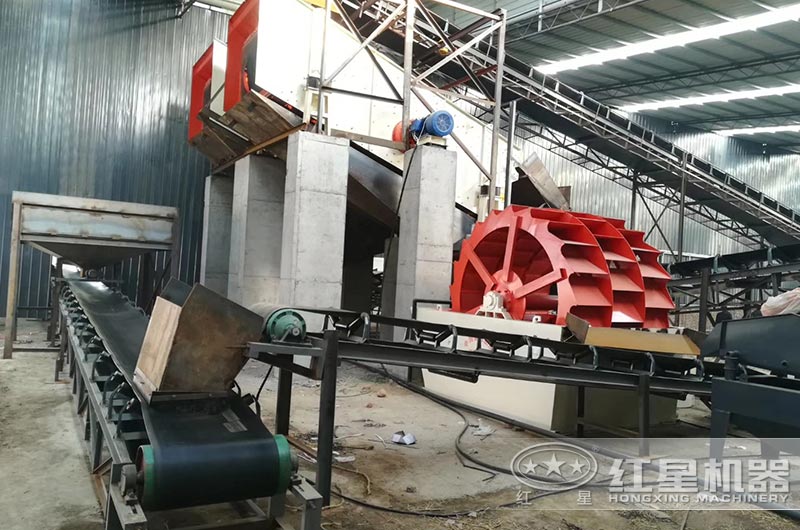 輪斗式洗砂機工作現(xiàn)場圖片 輪斗式洗砂機工作現(xiàn)場圖片