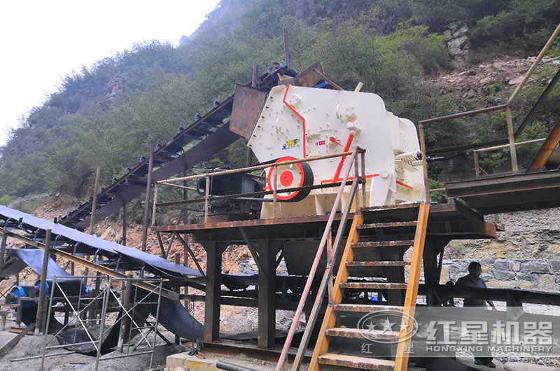 臥式反擊破碎機圖片 臥式反擊破碎機圖片