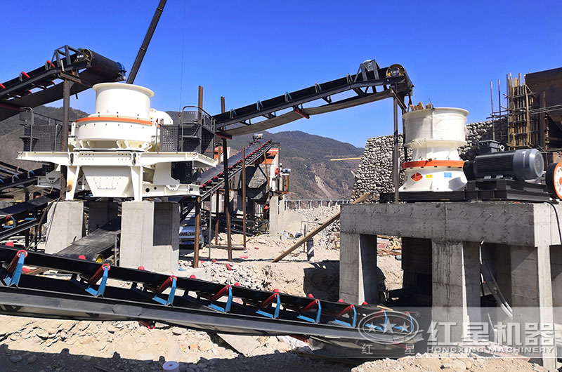 機(jī)制砂加工現(xiàn)場 機(jī)制砂加工現(xiàn)場