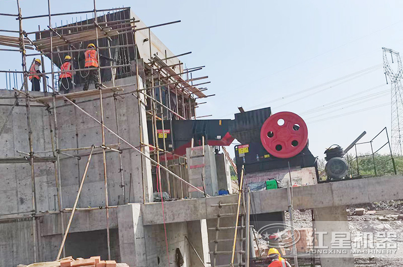 青石碎石加工客戶現場 青石碎石加工客戶現場