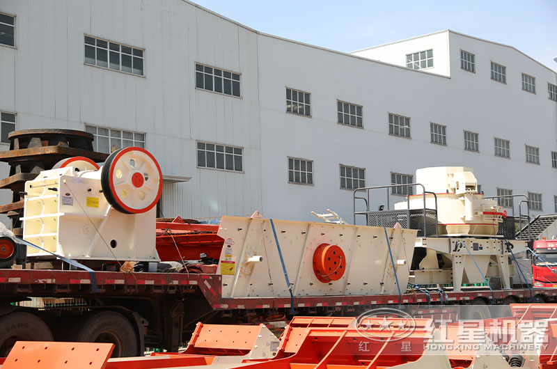 山石粉碎設備發貨 山石粉碎設備發貨